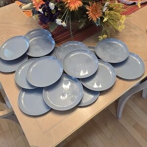 Vintage Anchor Hocking Embossed Plastic Plates – Blue (Set of 16)